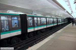 Bild: parismetro89n2012_bk1001180285.jpg - anklicken zum Vergrößern