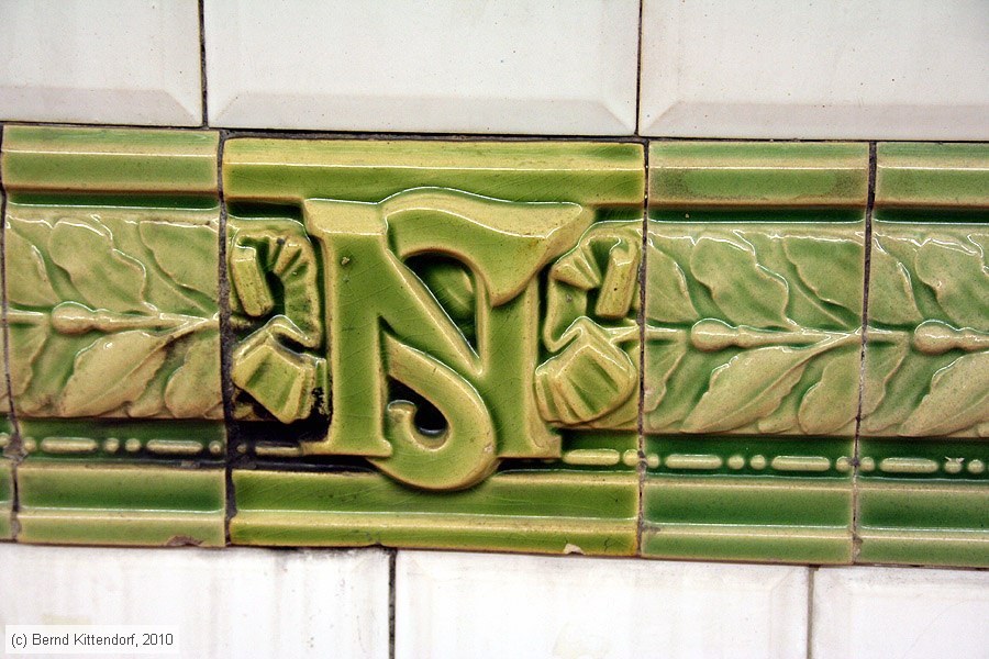 Metro Paris - Anlagen
/ Bild: parismetroanlagen_bk1001200088.jpg