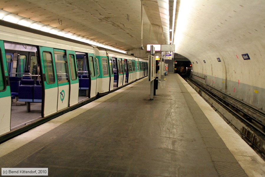 Metro Paris - Anlagen
/ Bild: parismetroanlagen_bk1001210041.jpg