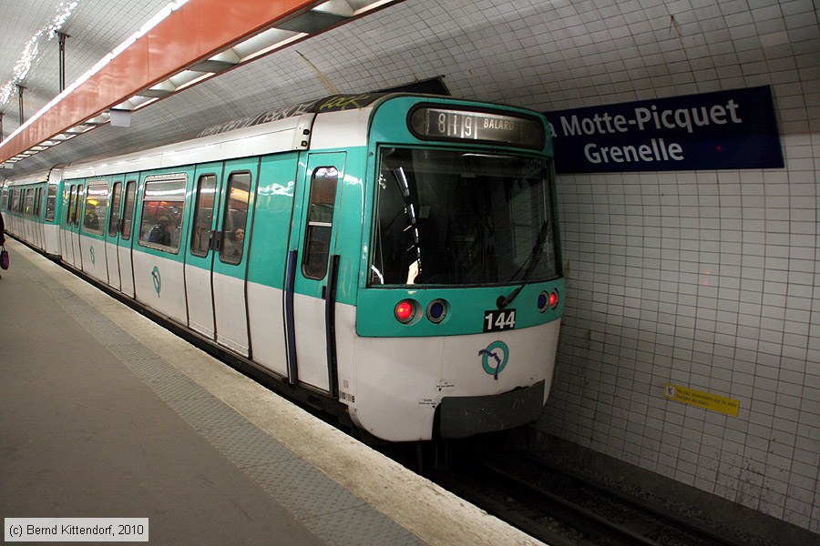 Metro Paris - Anlagen
/ Bild: parismetroanlagen_bk1001210058.jpg