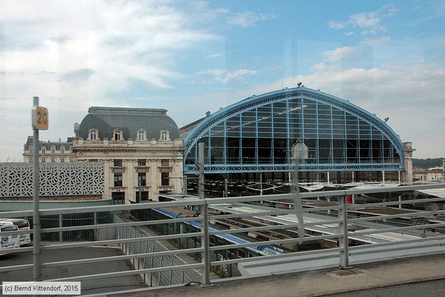 Gares SNCF - Bordeaux Gare Saint Jean
/ Bild: bfbordeauxstjean_bk1506100257.jpg