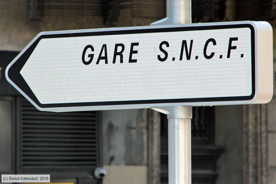Gares SNCF - Schild
/ Bild: bfsncf_bk1506090031.jpg