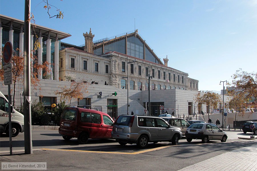 Gares SNCF - Marseille Saint-Charles
/ Bild: bfmarseillestcharles_bk1312040014.jpg