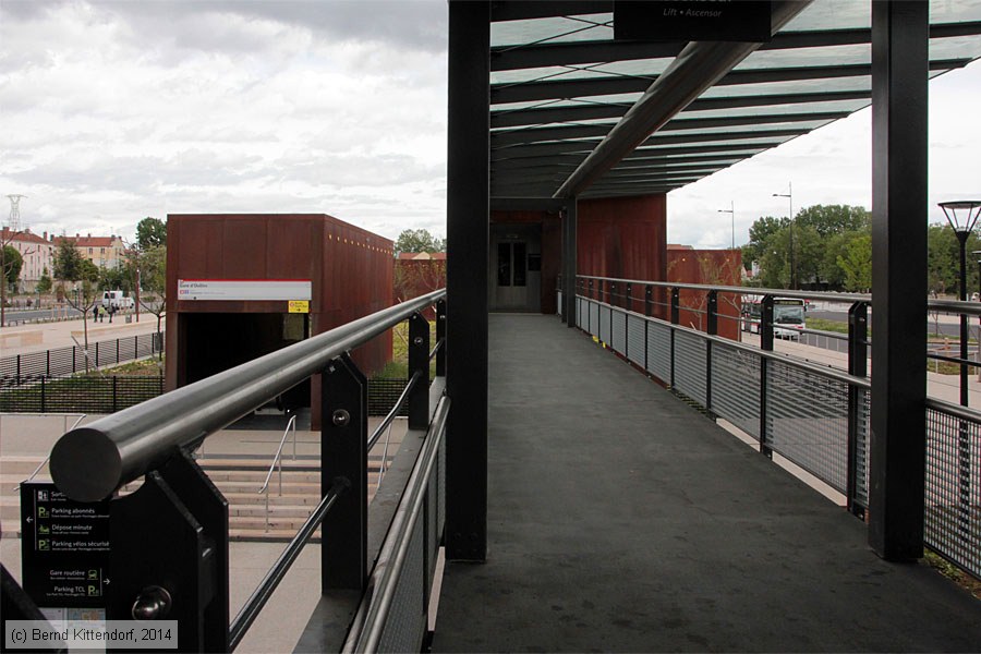 Gares SNCF - Oullins
/ Bild: bfoullins_bk1404270333.jpg