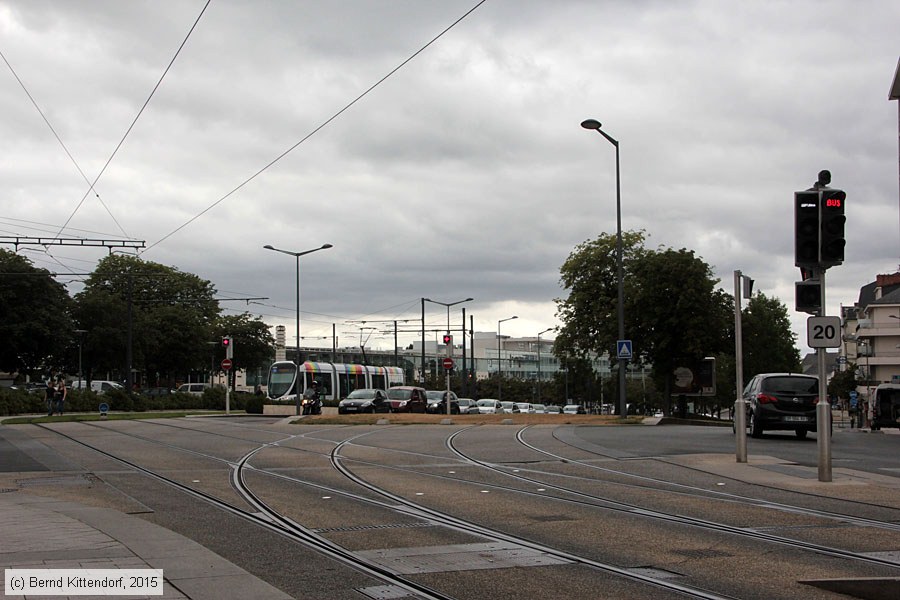Straßenbahn Angers - Anlagen
/ Bild: angersanlagen_bk1507200105.jpg