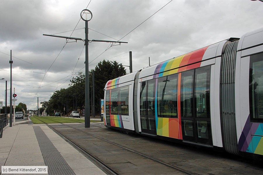 Straßenbahn Angers - Anlagen
/ Bild: angersanlagen_bk1507200304.jpg
