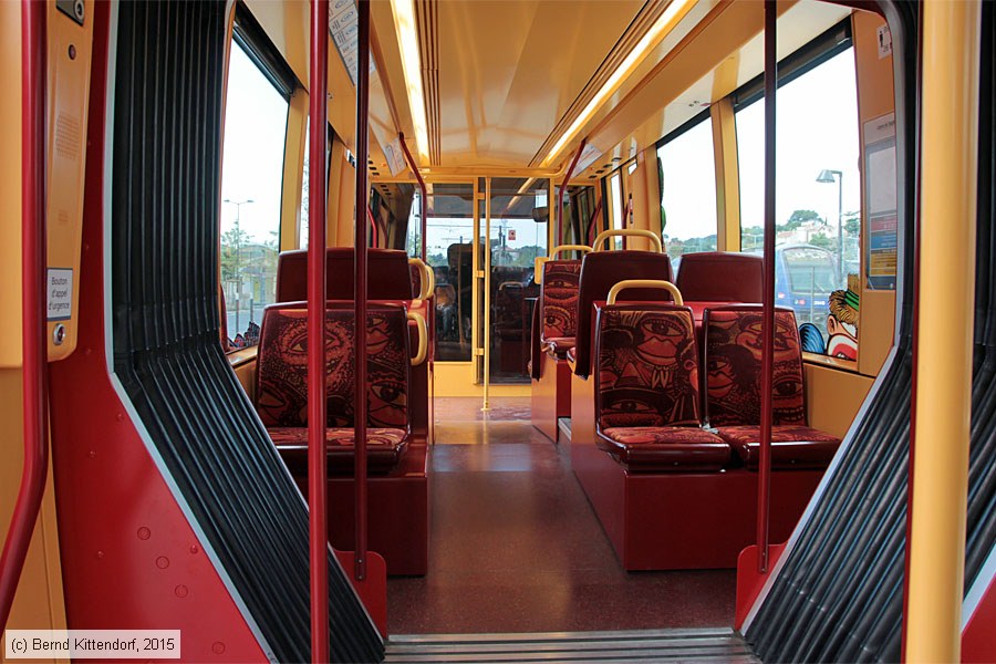 Straßenbahn Aubagne - 005 - Innenansicht
/ Bild: aubagne005_bk1506080124.jpg