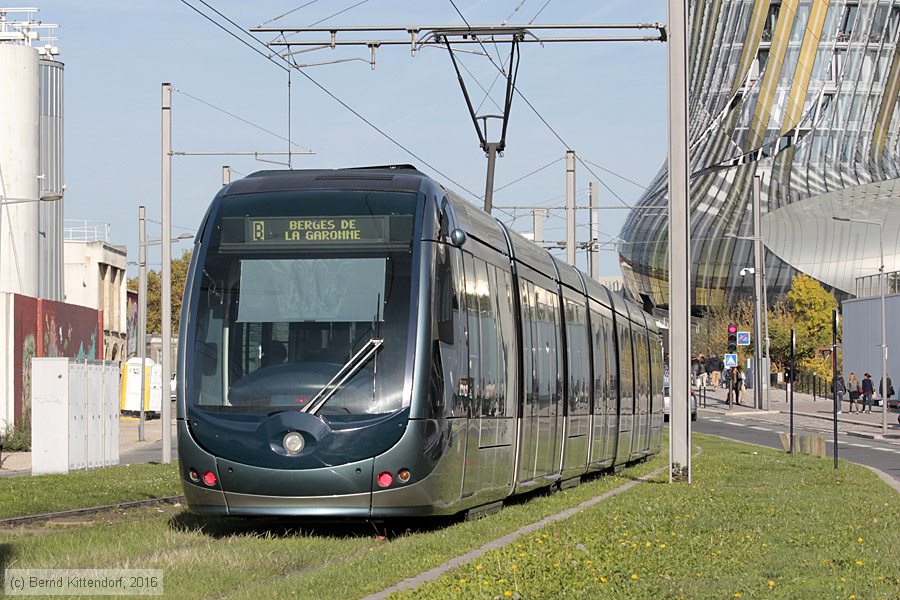 Straßenbahn Bordeaux - 2210
/ Bild: bordeaux2210_bk1610220205.jpg