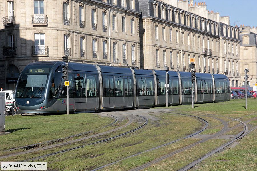 Straßenbahn Bordeaux - 2211
/ Bild: bordeaux2211_bk1610210037.jpg