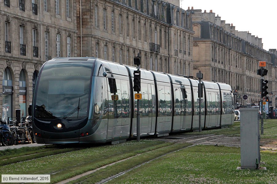 Straßenbahn Bordeaux - 2212
/ Bild: bordeaux2212_bk1506100294.jpg Straßenbahn Bordeaux - 2212
/ Bild: bordeaux2212_bk1506100294.jpg