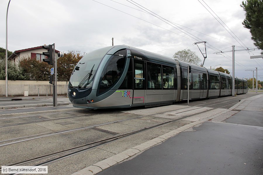 Stra&szlig;enbahn Bordeaux - 2213
/ Bild: bordeaux2213_bk1610240131.jpg