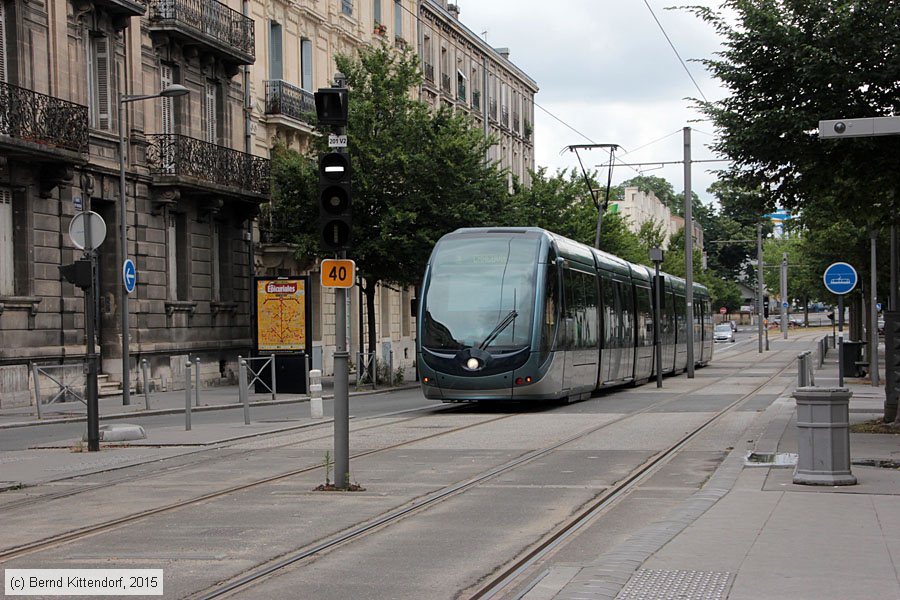 Stra&szlig;enbahn Bordeaux - 2215
/ Bild: bordeaux2215_bk1506130033.jpg