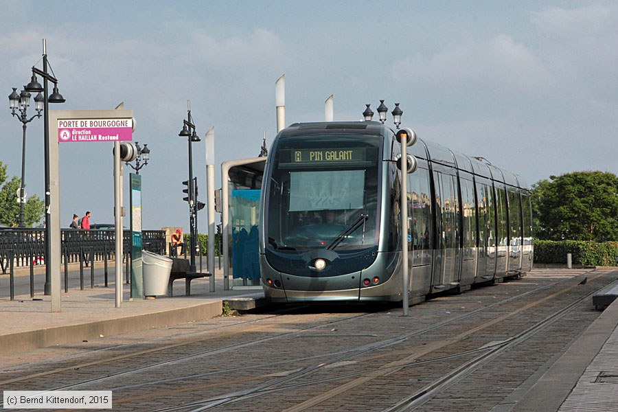 Straßenbahn Bordeaux - 2222
/ Bild: bordeaux2222_bk1506100290.jpg Straßenbahn Bordeaux - 2222
/ Bild: bordeaux2222_bk1506100290.jpg