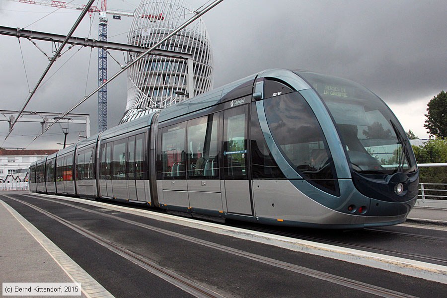 Straßenbahn Bordeaux - 2231
/ Bild: bordeaux2231_bk1506120075.jpg