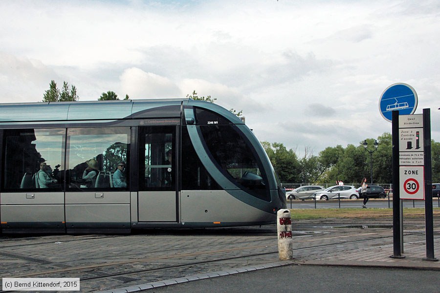 Straßenbahn Bordeaux - 2246
/ Bild: bordeaux2246_bk1506100304.jpg