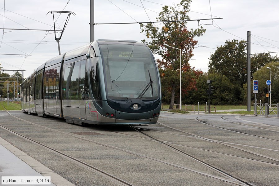 Straßenbahn Bordeaux - 2303
/ Bild: bordeaux2303_bk1610240107.jpg Straßenbahn Bordeaux - 2303
/ Bild: bordeaux2303_bk1610240107.jpg