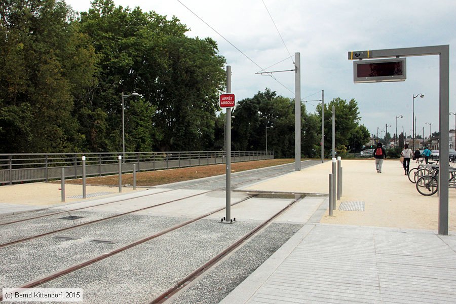 Straßenbahn Bordeaux - Anlagen
/ Bild: bordeauxanlagen_bk1506100264.jpg