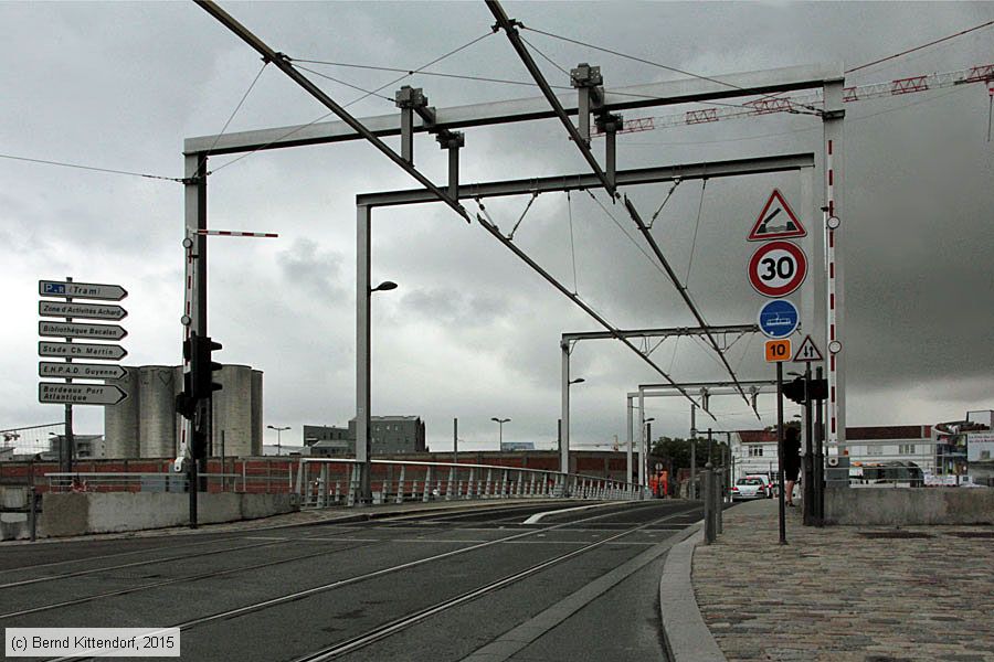 Straßenbahn Bordeaux - Anlagen
/ Bild: bordeauxanlagen_bk1506120058.jpg