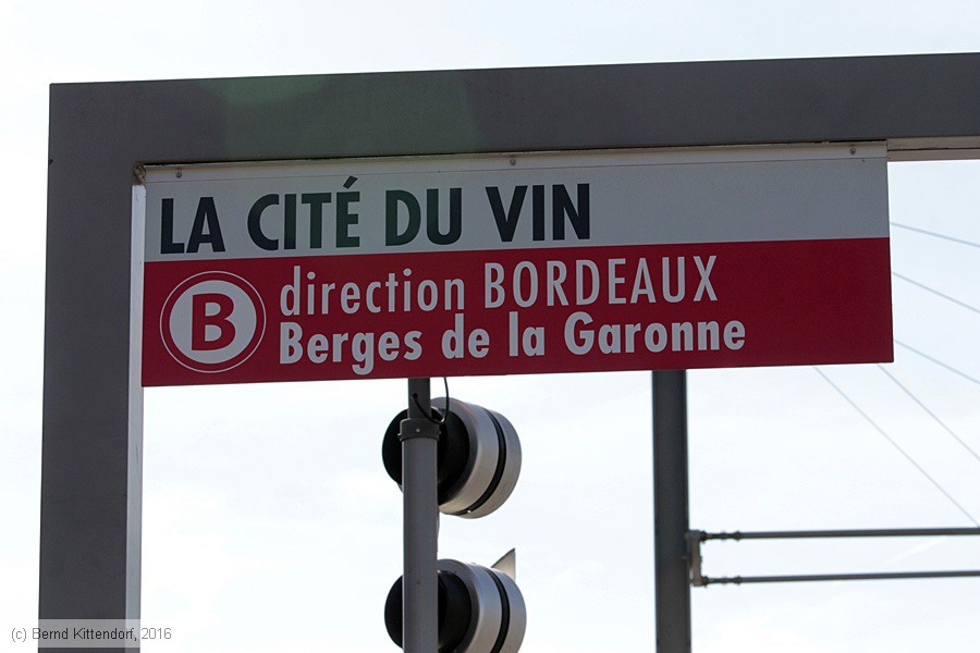 Straßenbahn Bordeaux - Anlagen
/ Bild: bordeauxanlagen_bk1610220191.jpg