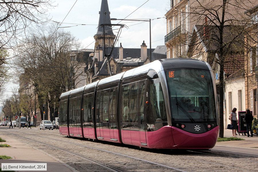 Straßenbahn Dijon - 1002
/ Bild: dijon1002_bk1404010245.jpg