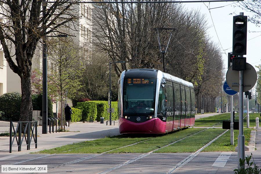 Straßenbahn Dijon - 1003
/ Bild: dijon1003_bk1404010125.jpg