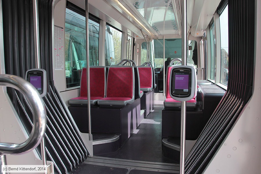 Straßenbahn Dijon - 1010 - Innenansicht
/ Bild: dijon1010_bk1404010186.jpg