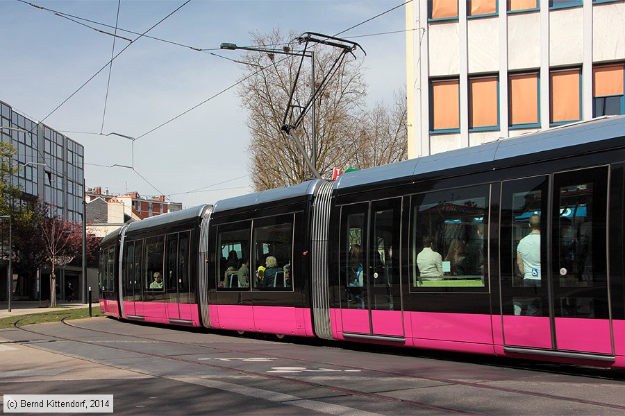 Straßenbahn Dijon - 1013
/ Bild: dijon1013_bk1404020283.jpg