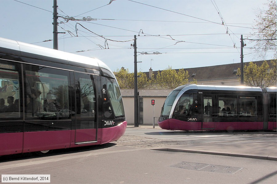 Straßenbahn Dijon - 1015
/ Bild: dijon1015_bk1404020267.jpg Straßenbahn Dijon - 1015
/ Bild: dijon1015_bk1404020267.jpg