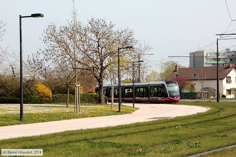 Straßenbahn Dijon - 1029
/ Bild: dijon1029_bk1404010178.jpg Straßenbahn Dijon - 1029
/ Bild: dijon1029_bk1404010178.jpg