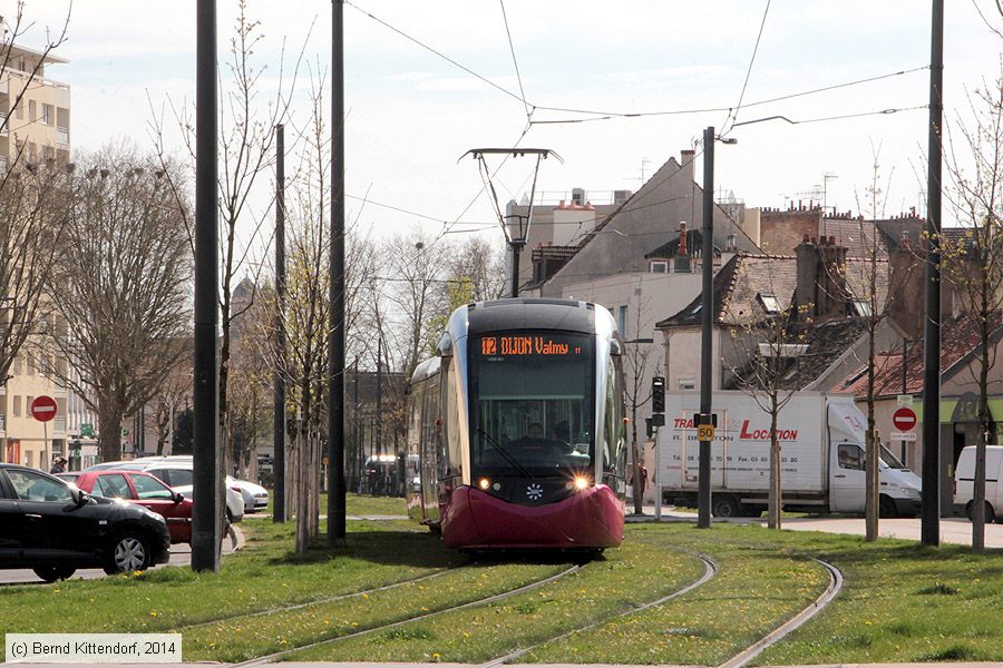 Straßenbahn Dijon - 1030
/ Bild: dijon1030_bk1404020293.jpg