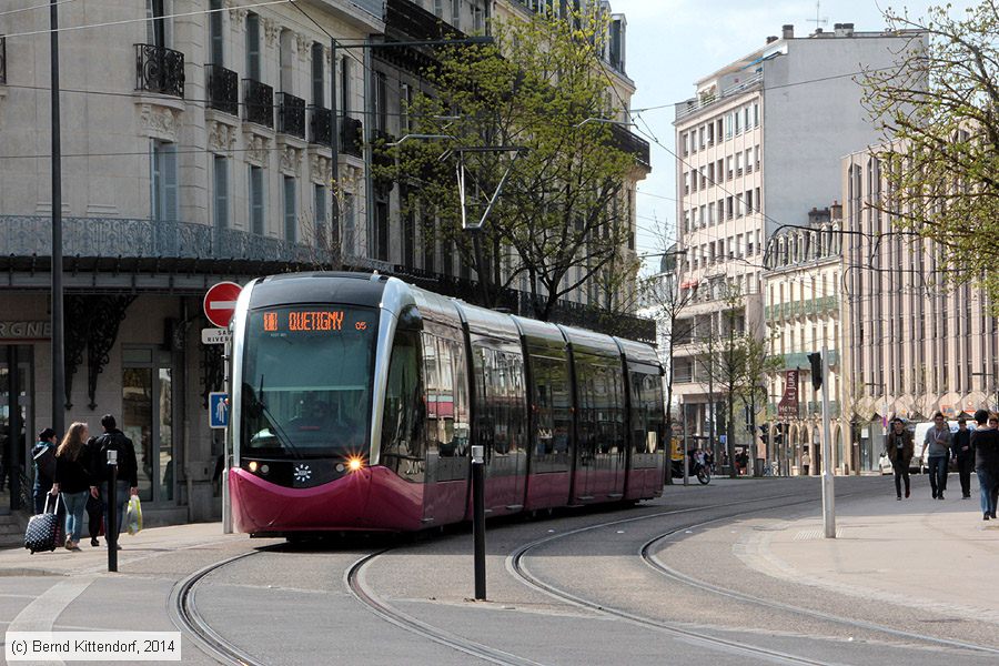 Straßenbahn Dijon - 1031
/ Bild: dijon1031_bk1404010321.jpg