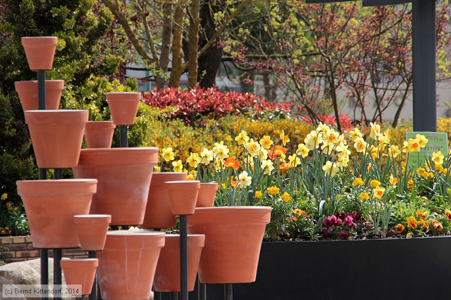 Dijon - Blumen und Töpfe
/ Bild: dijonanlagen_bk1404010191.jpg
