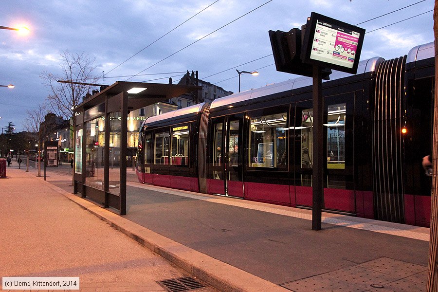 Straßenbahn Dijon - Anlagen
/ Bild: dijonanlagen_bk1404030007.jpg