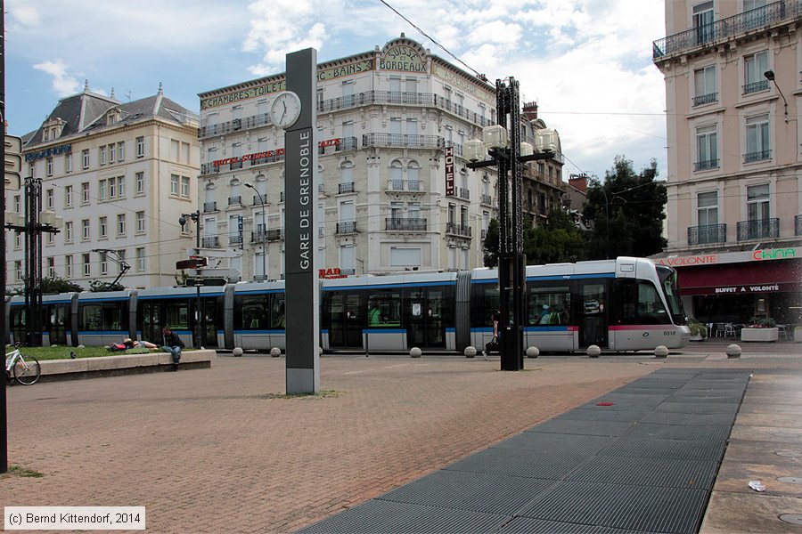 Straßenbahn Grenoble - 6018
/ Bild: grenoble6018_bk1406280113.jpg Straßenbahn Grenoble - 6018
/ Bild: grenoble6018_bk1406280113.jpg