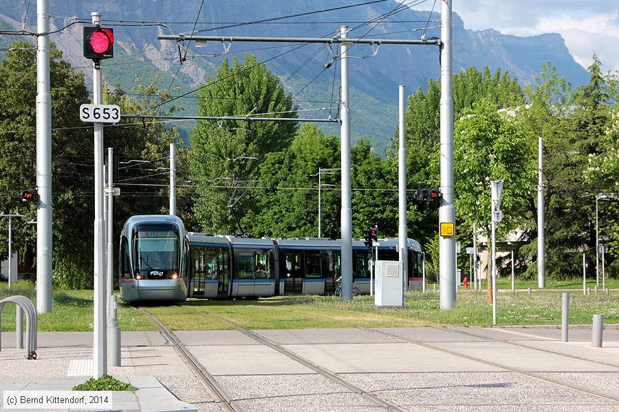 Straßenbahn Grenoble - 6022
/ Bild: grenoble6022_bk1404260444.jpg