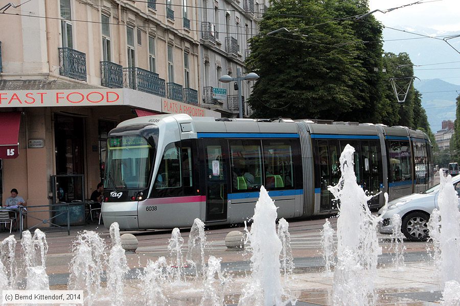 Straßenbahn Grenoble - 6038
/ Bild: grenoble6038_bk1406280110.jpg