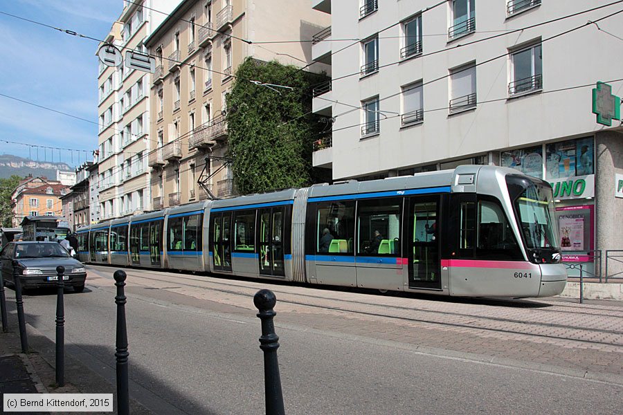 Straßenbahn Grenoble - 6041
/ Bild: grenoble6041_bk1504290044.jpg