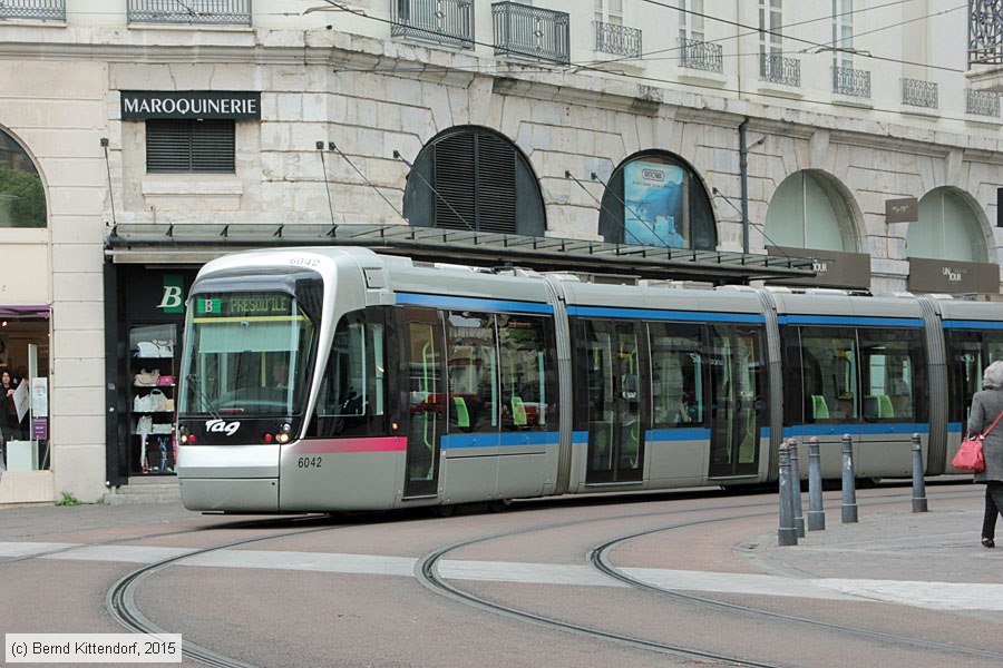 Straßenbahn Grenoble - 6042
/ Bild: grenoble6042_bk1504280121.jpg