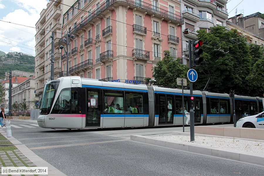 Straßenbahn Grenoble - 6047
/ Bild: grenoble6047_bk1406280135.jpg