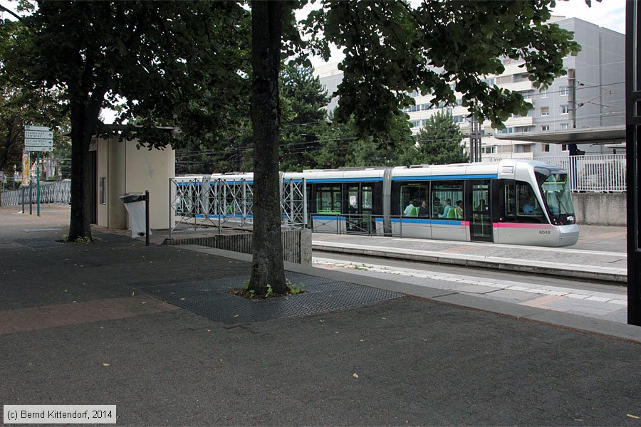Straßenbahn Grenoble - 6048
/ Bild: grenoble6048_bk1406280100.jpg