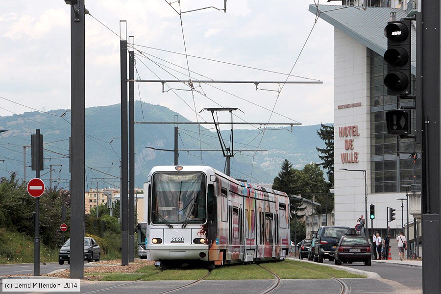 Straßenbahn Grenoble - 2030
/ Bild: grenoble2030_bk1406280196.jpg
