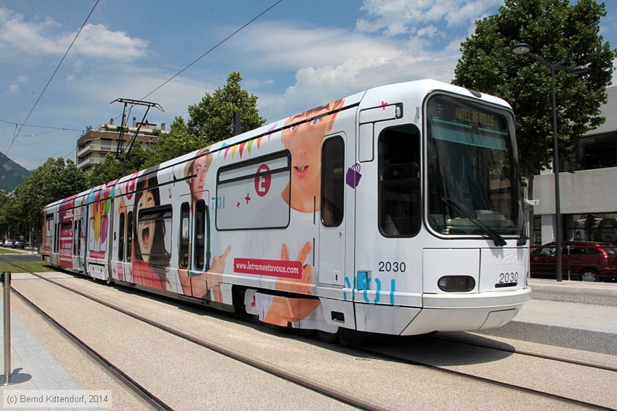 Straßenbahn Grenoble - 2030
/ Bild: grenoble2030_bk1406280274.jpg