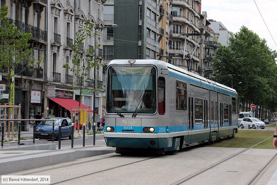 Straßenbahn Grenoble - 2034
/ Bild: grenoble2034_bk1406280152.jpg
