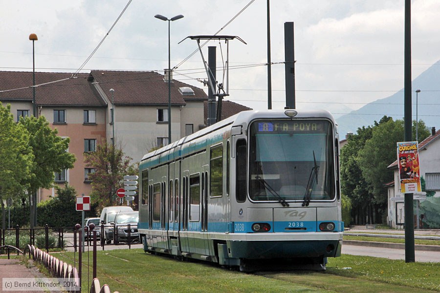 Straßenbahn Grenoble - 2038
/ Bild: grenoble2038_bk1404260240.jpg