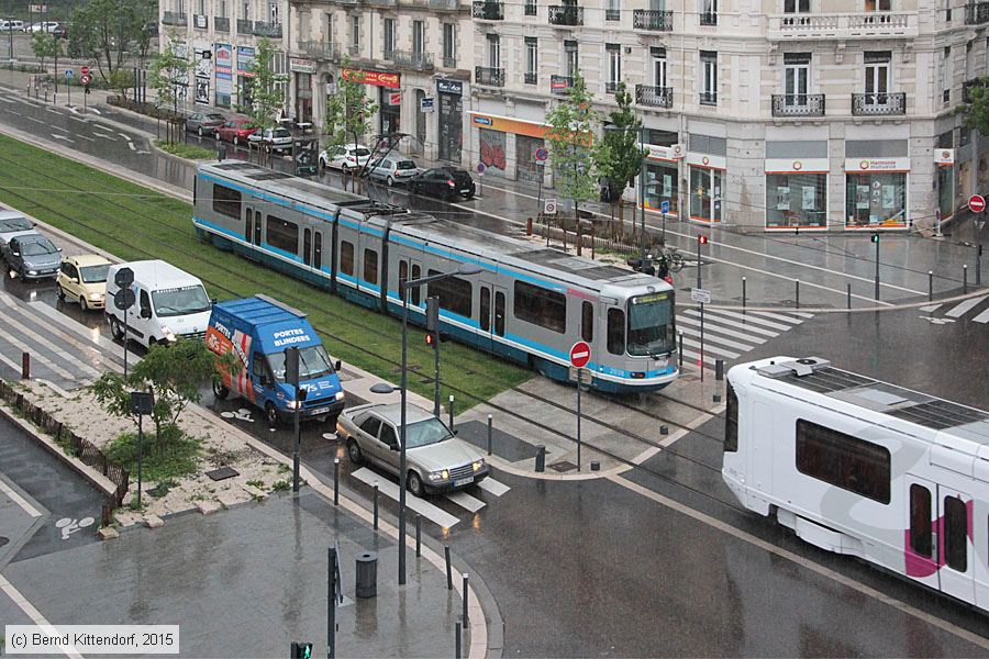 Straßenbahn Grenoble - 2038
/ Bild: grenoble2038_bk1504270355.jpg