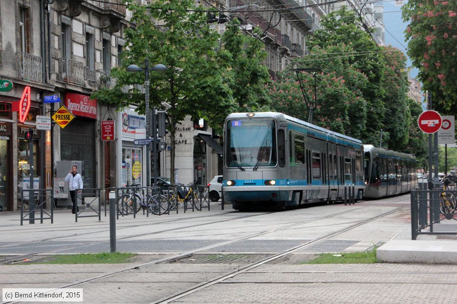 Straßenbahn Grenoble - 2041
/ Bild: grenoble2041_bk1504280199.jpg