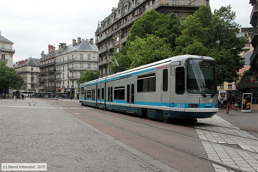 Straßenbahn Grenoble - 2043
/ Bild: grenoble2043_bk1504280109.jpg
