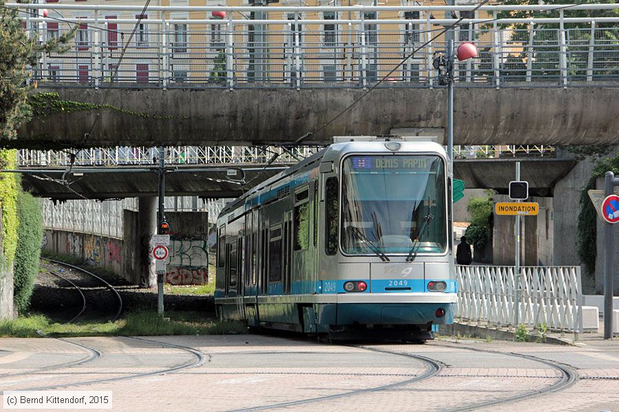 Straßenbahn Grenoble - 2049
/ Bild: grenoble2049_bk1504290042.jpg