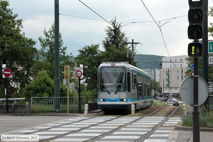 Stra&szlig;enbahn Grenoble - 2052
/ Bild: grenoble2052_bk1504280141.jpg