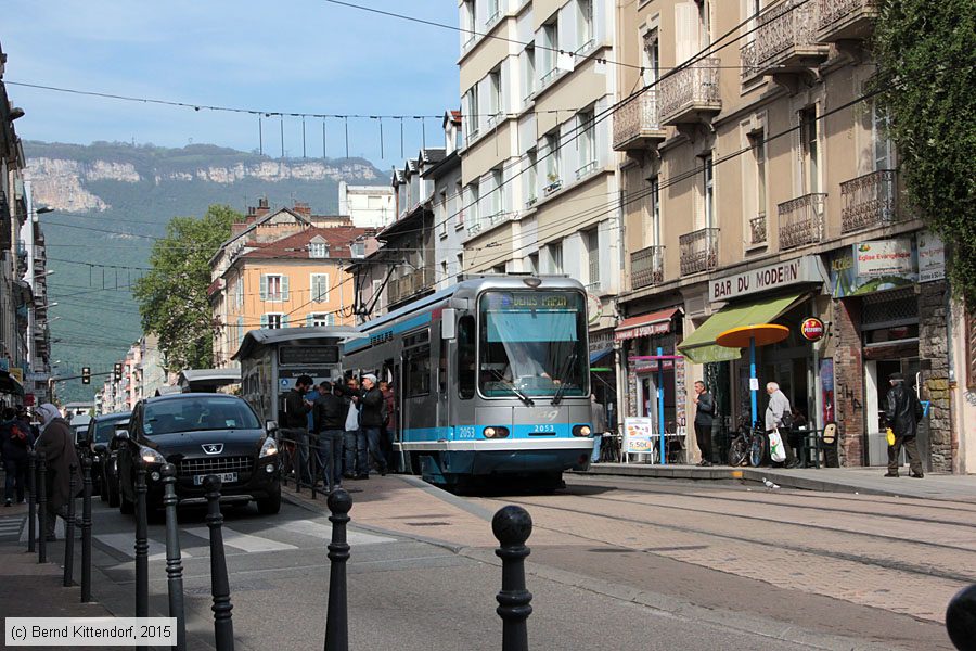 Straßenbahn Grenoble - 2053
/ Bild: grenoble2053_bk1504290024.jpg